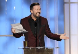El animador Ricky Gervais se contuvo y no hizo tantas burlas como el año pasado